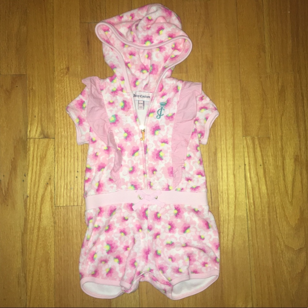 Adorable JUICY COUTURE Terry Romper 12/18M